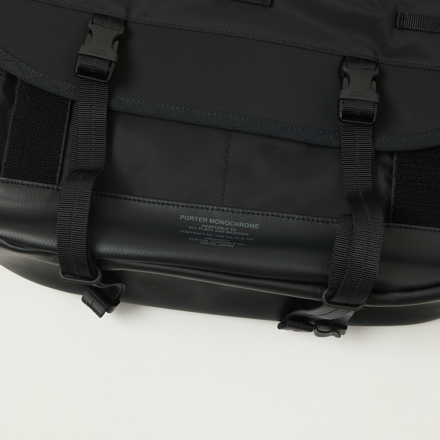 B印YOSHIDA 2-tacs×PORTER MESSENGER BAG Porter-Yoshida & Co. Monochrome Messenger Bag - Black | SON