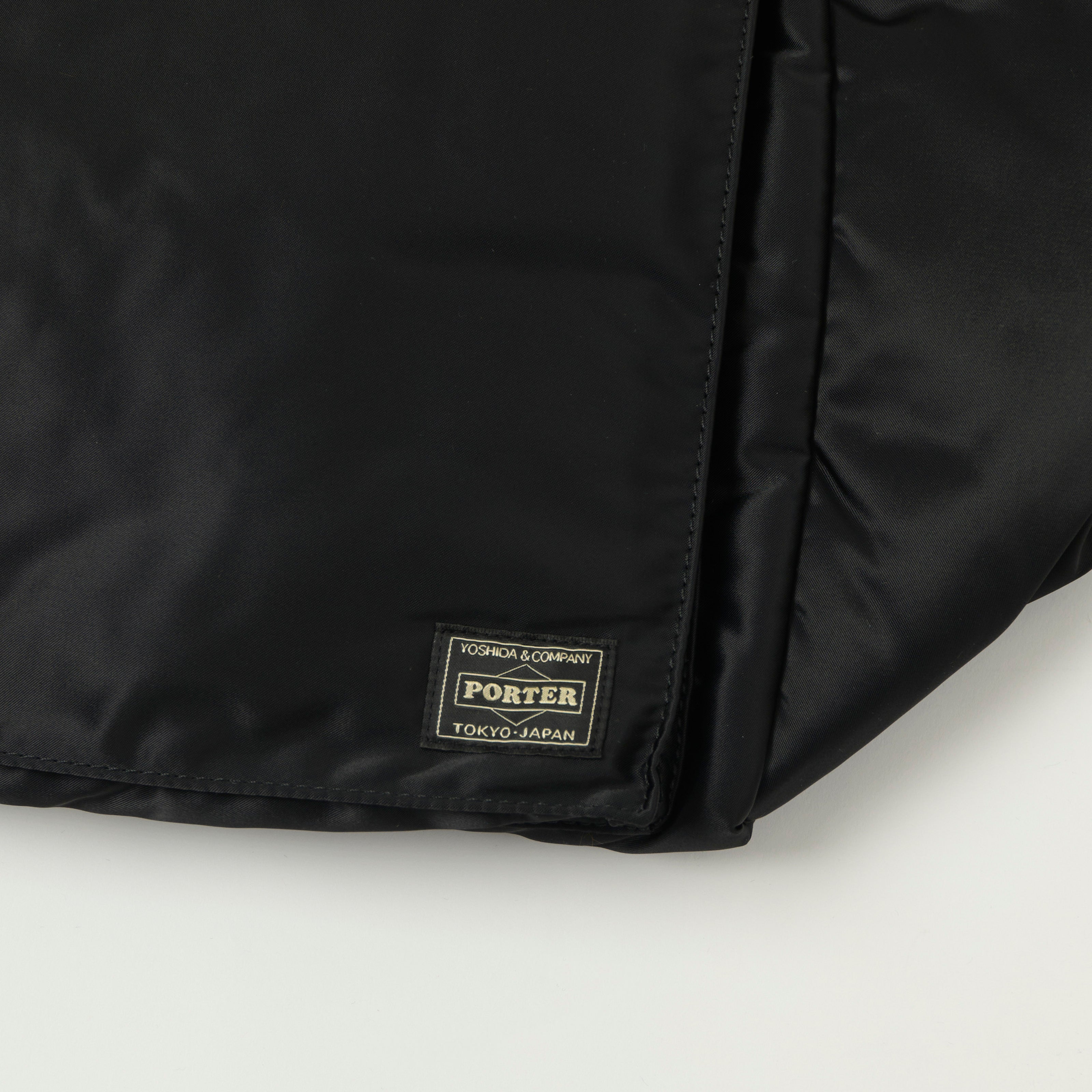 PORTER YOSHIDA & COMPANY ポーター バッグ 黒 ナイロン Porter-Yoshida & Co. Bio-Nylon Tanker Duffle Bag - Black – SON OF