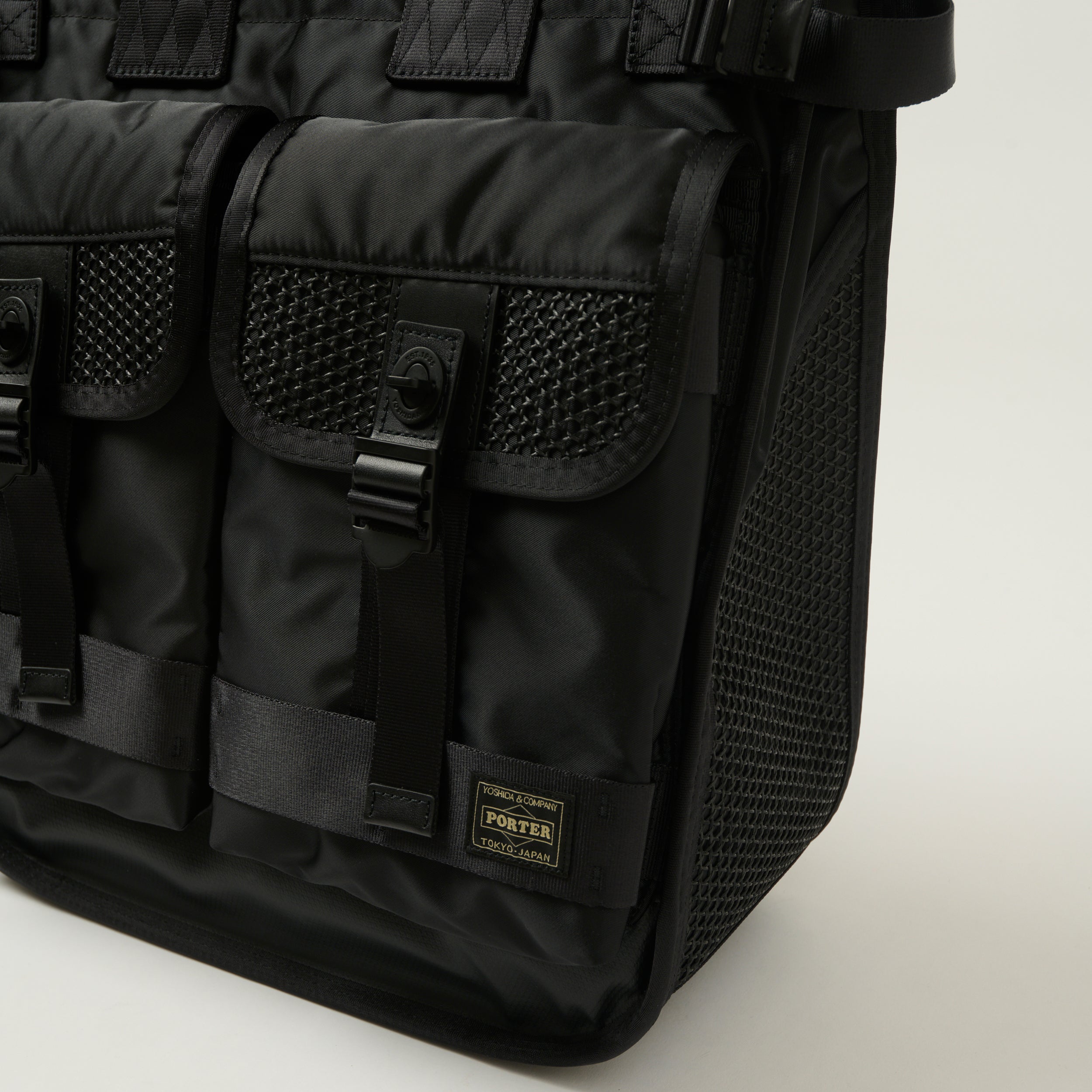 Porter Yoshida & Co Bounce Helmet Tote Bag - Black