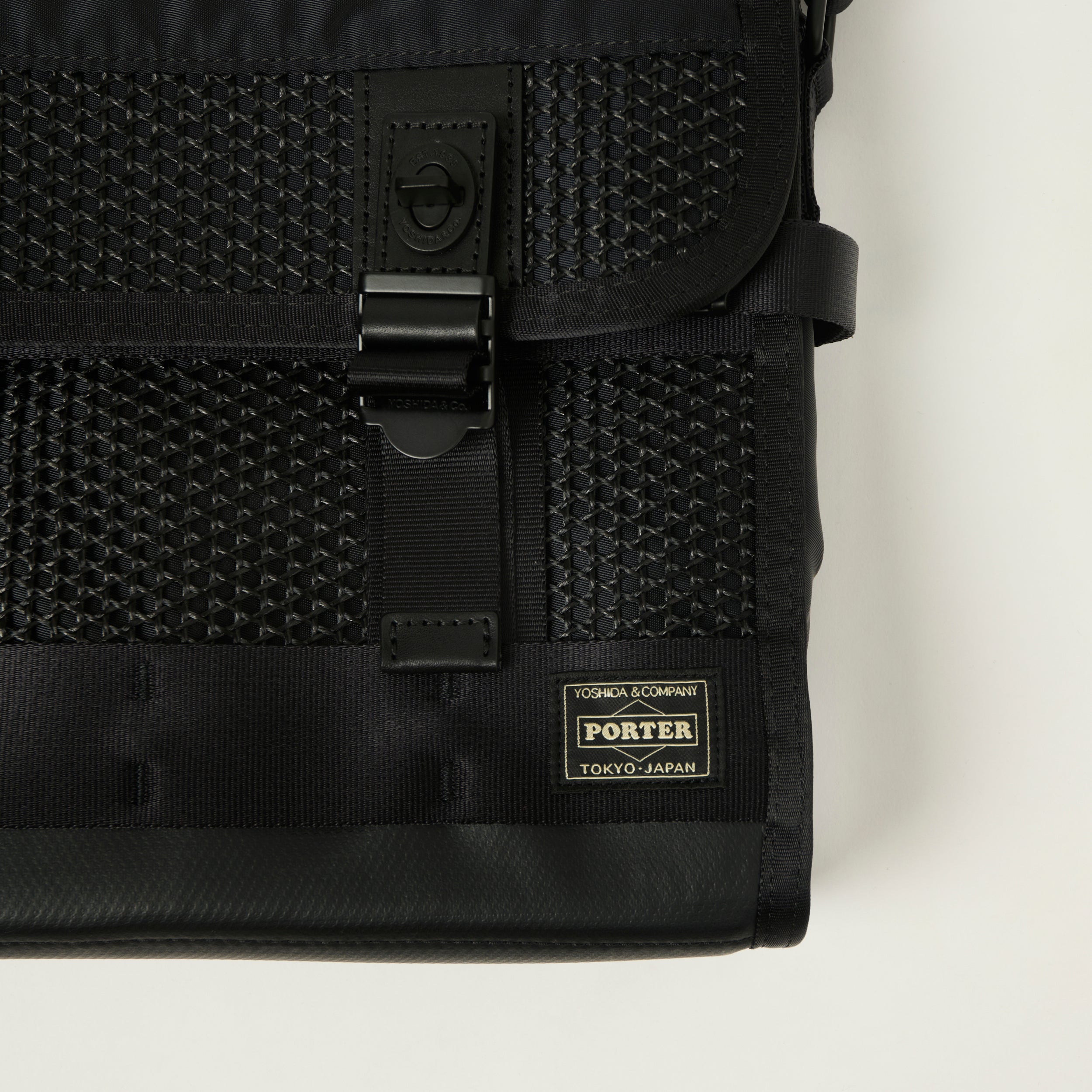 Porter Yoshida & Co Bounce Shoulder Bag - Black