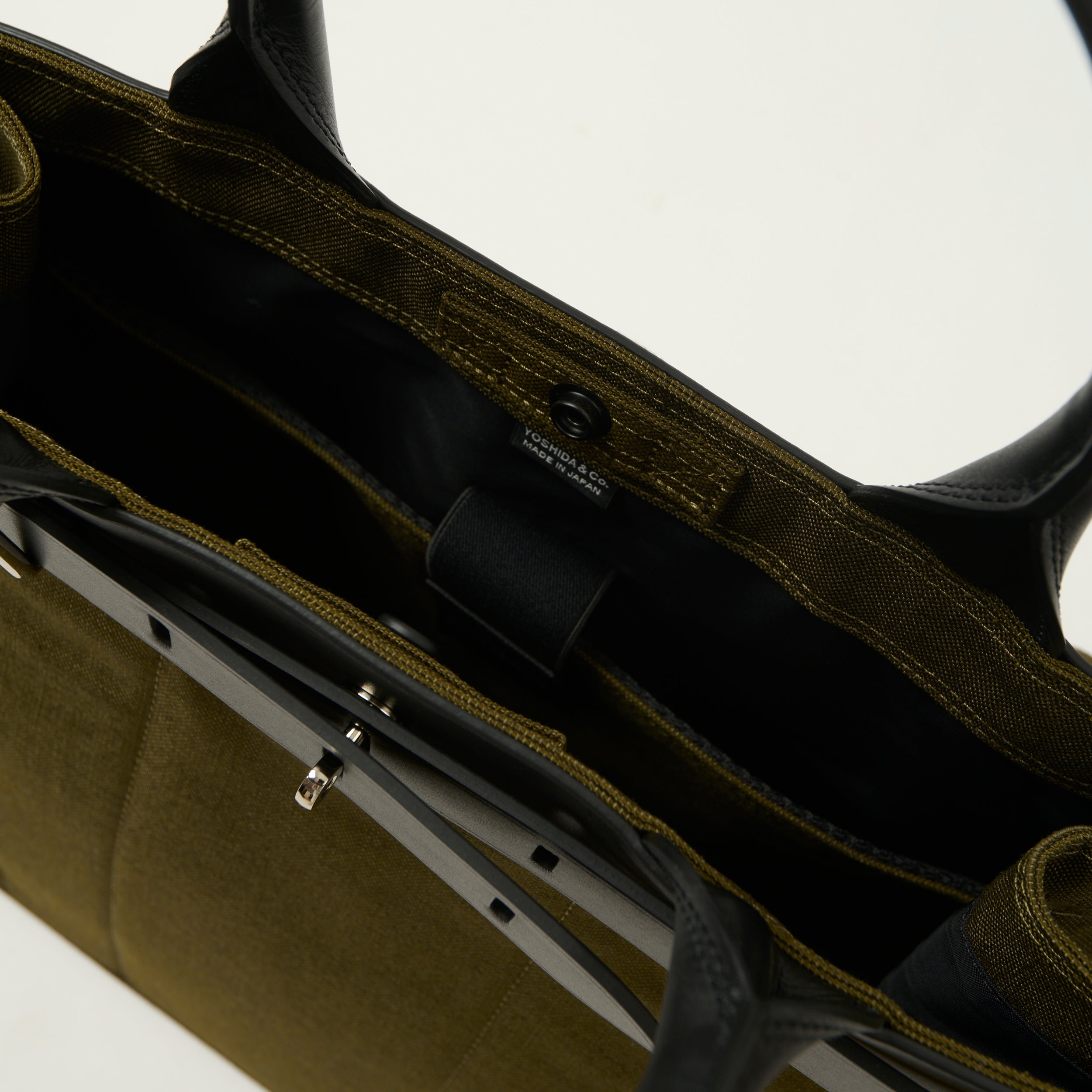 Porter Yoshida & Co Fork 2-Way Tote Bag - Olive