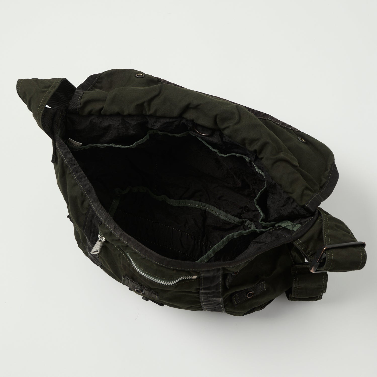 【完売品】PORTER / CRAG MESSENGER BAG (M)ブラック Porter-Yoshida & Co. Medium Crag Messenger Bag - Khaki – SON OF A STAG