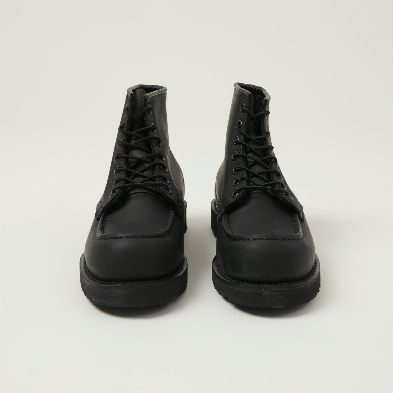 Red Wing 8074 Classic Moc Toe Boot - Black Harness – SON OF A STAG