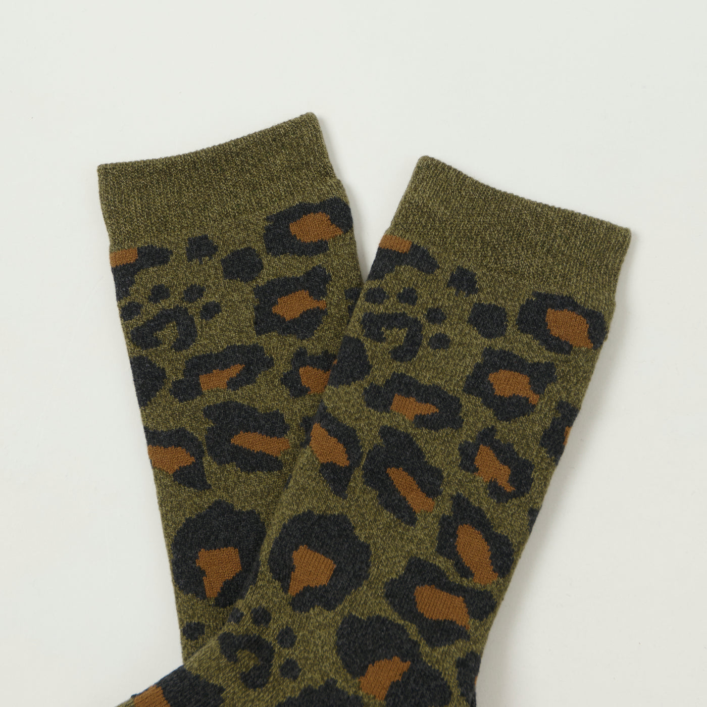 Rototo Pile Leopard Crew Sock - Dark Olive