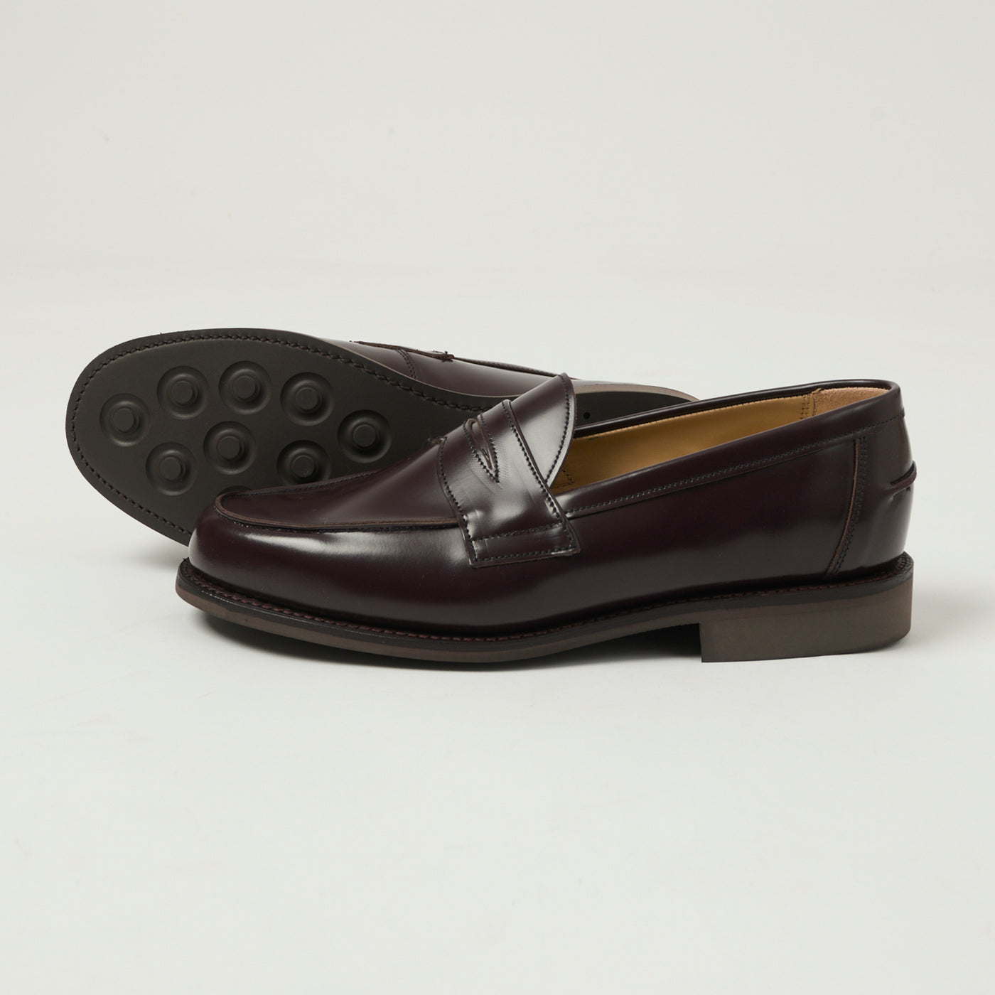 靴 SANDERS Butt Seam Loafer by OVY 6.5 Sanders Butt Seam Loafer Shoe - Black | SON OF A STAG