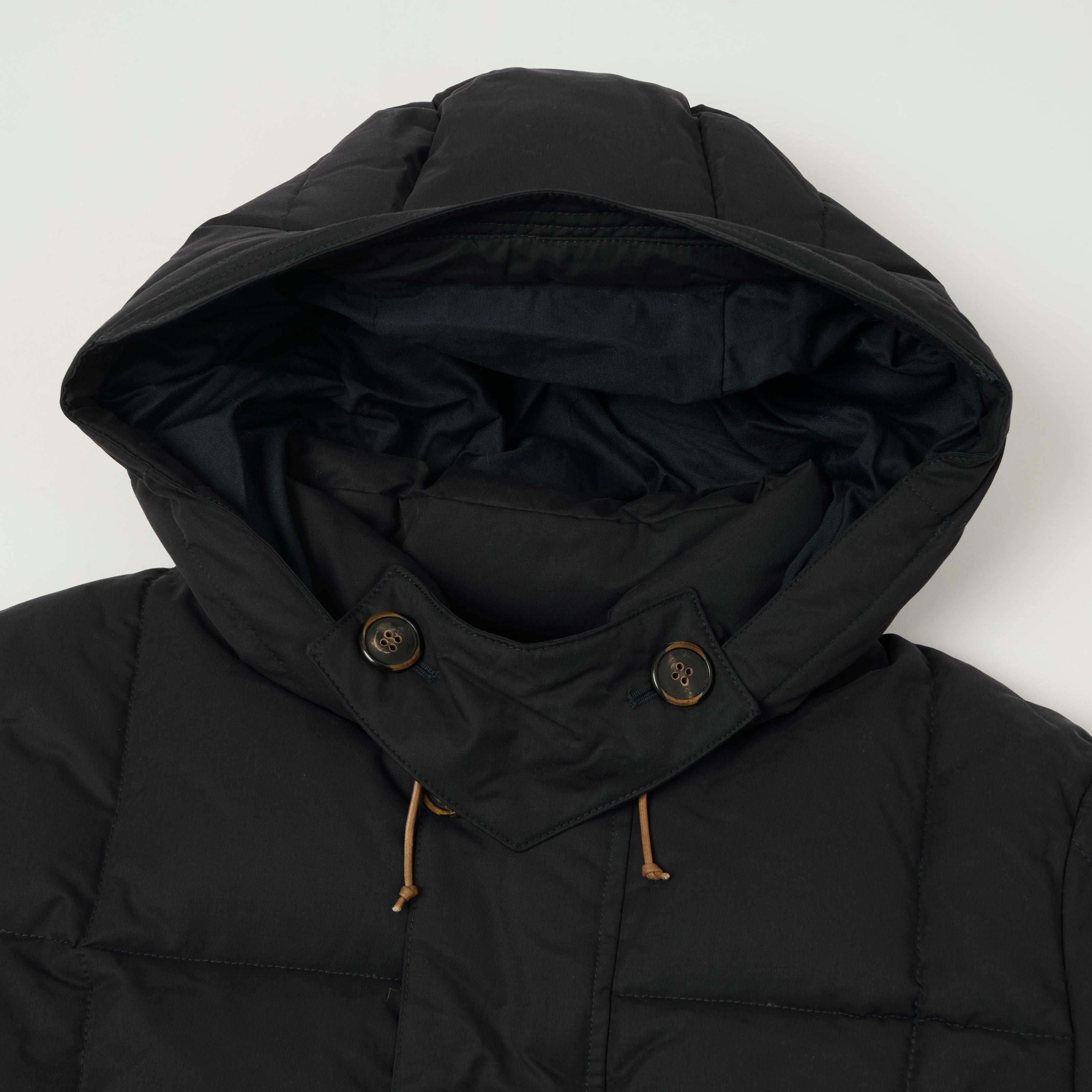 Shangri-La Heritage 'Presena' Quilted Down Jacket - Black