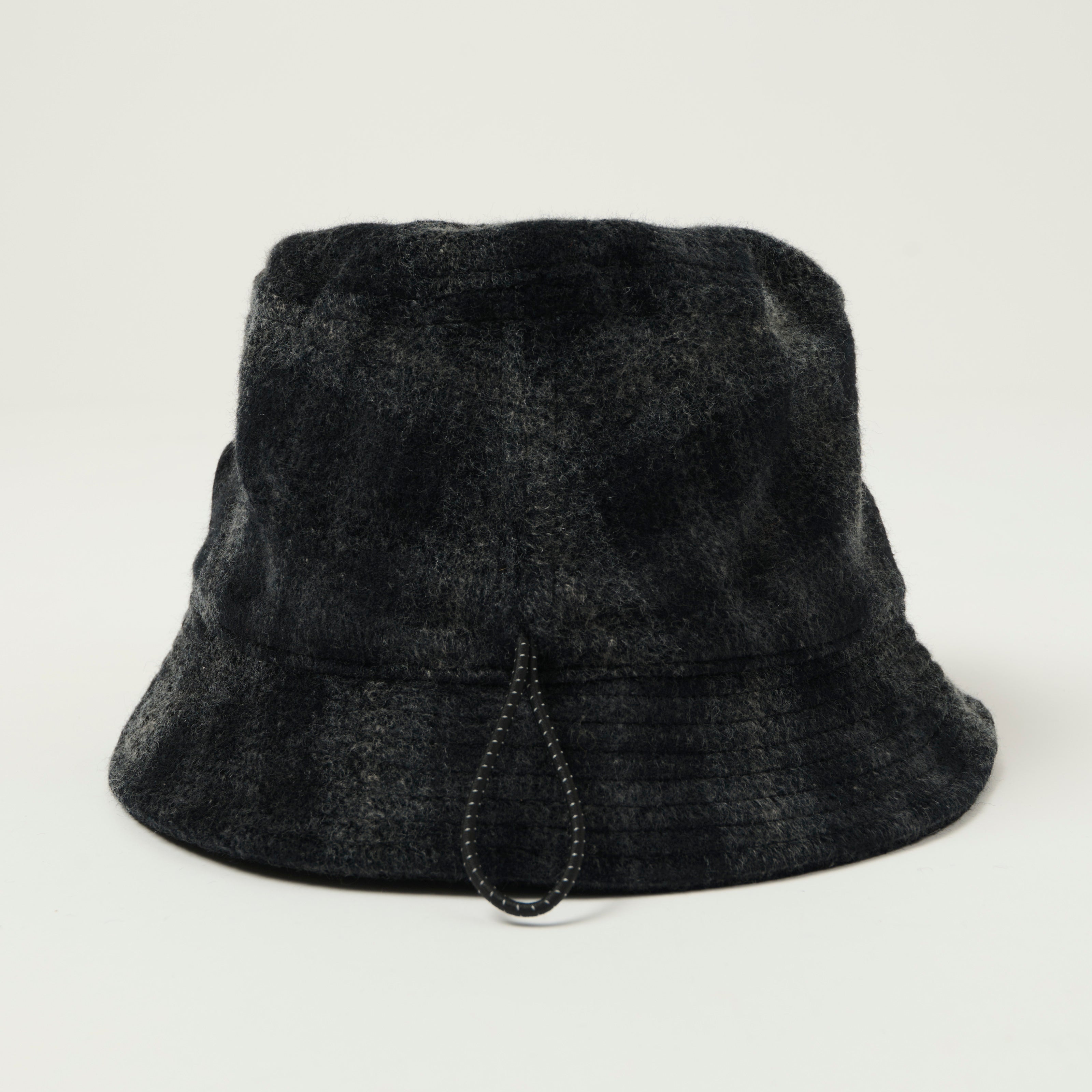 Sublime Needle Check Bucket Hat - Black