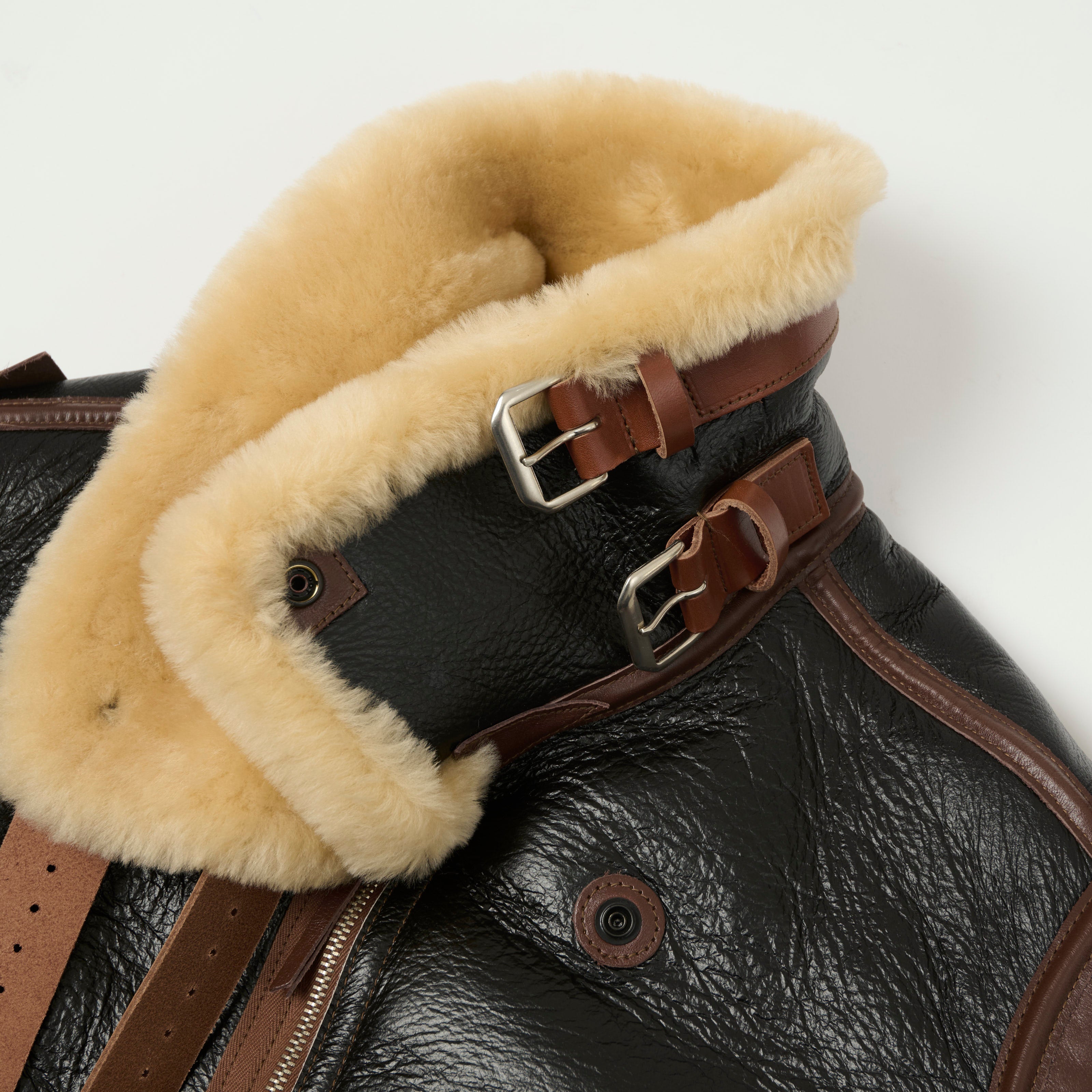 TOYS McCOY U.S.A.F B-3 Sheepskin Leather Flight Jacket - Black/Brown