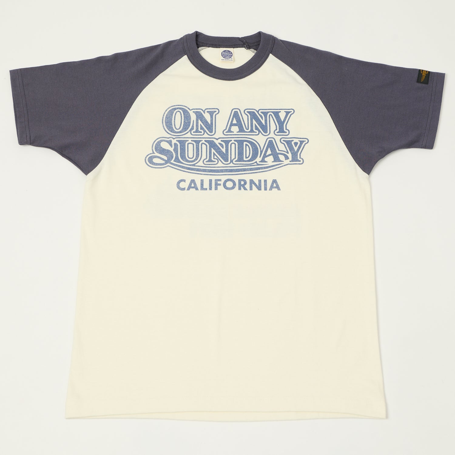 TOYS McCOY 'On Any Sunday' Raglan T-Shirt - Off White/Navy