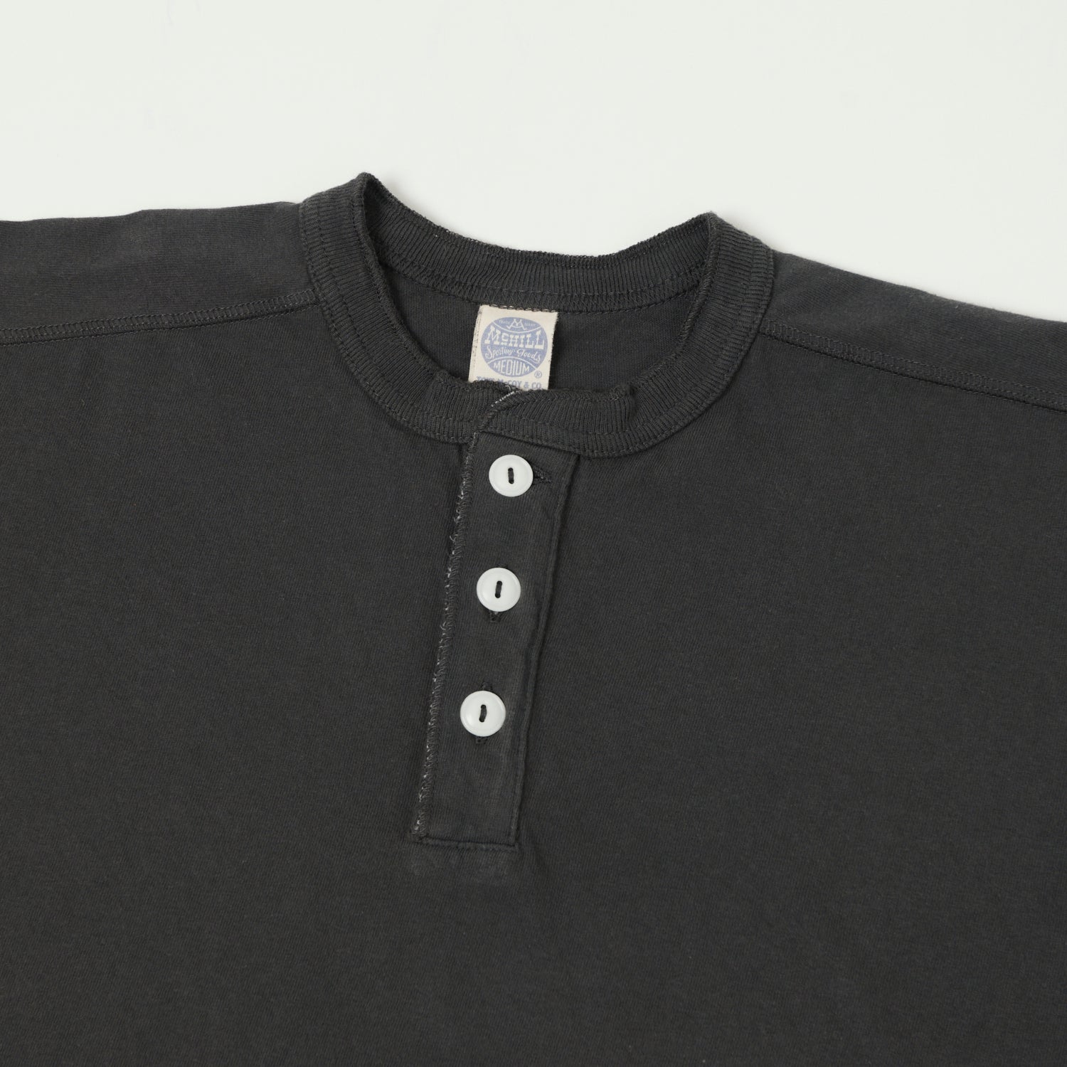 TOYS McCOY Union Henley - Black