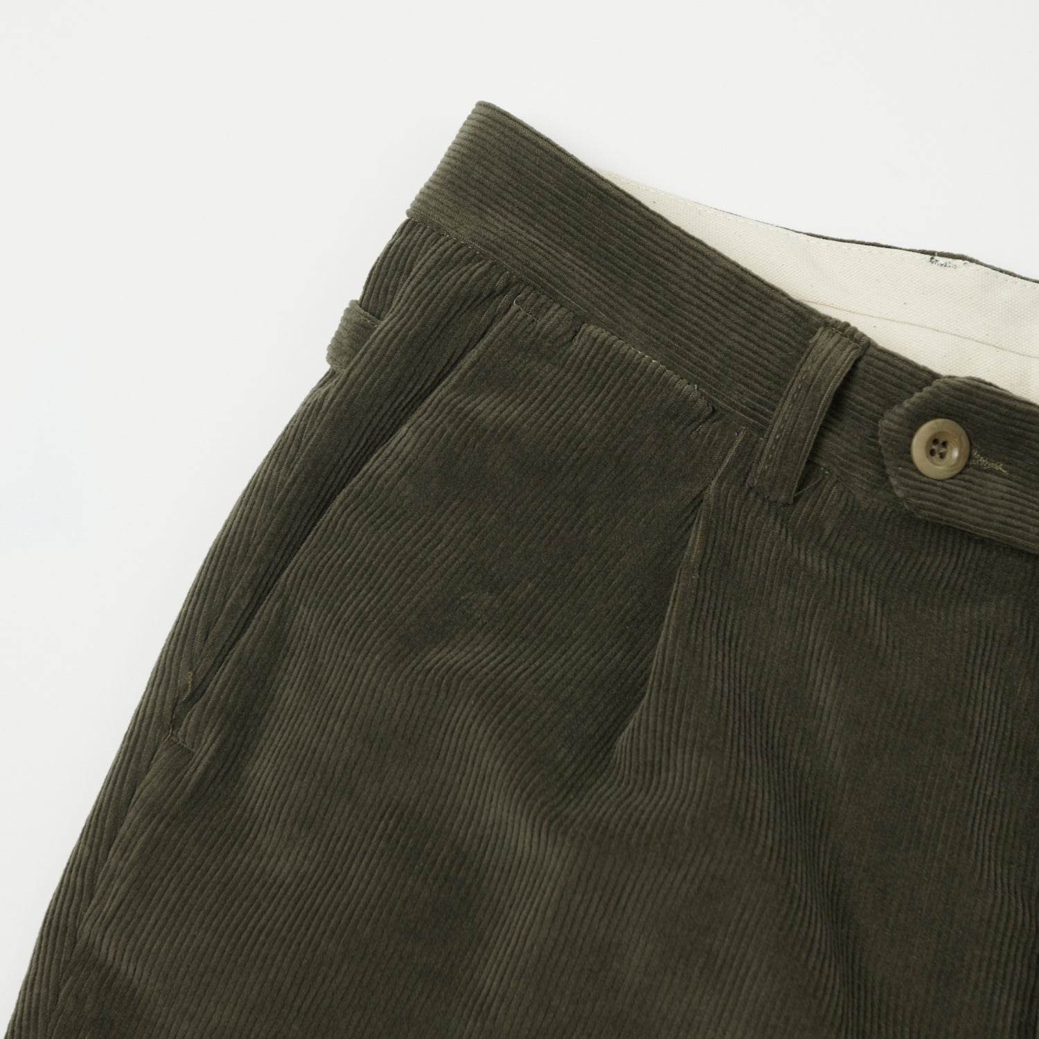 East Harbour Surplus 'Barry' Corduroy Trouser - Green