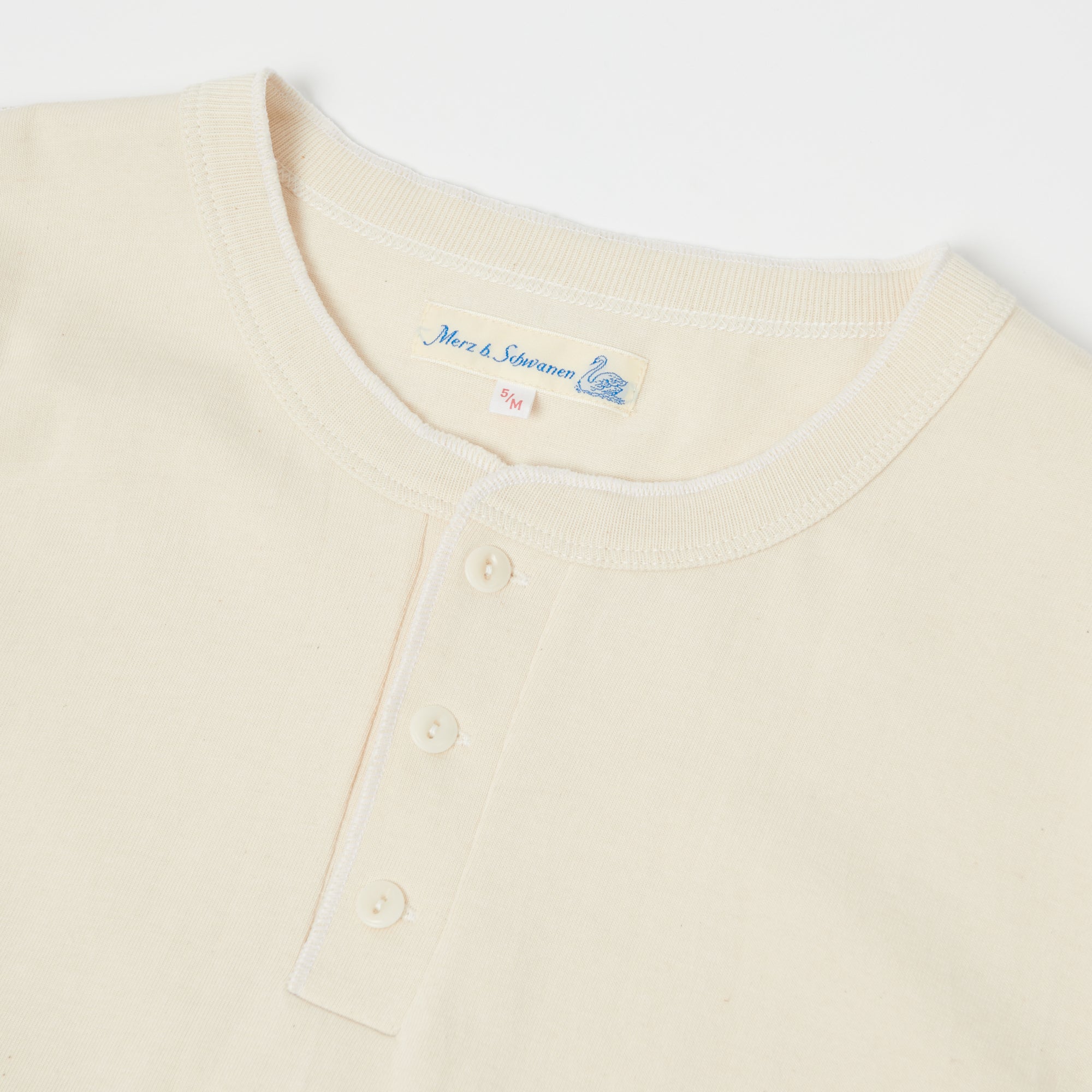 Merz b. Schwanen 204SL Short Sleeve Henley - Nature