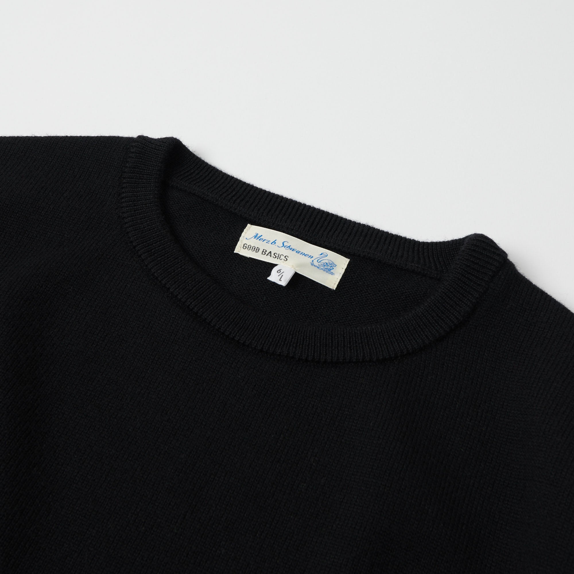 Merz b. Schwanen 'Good Basics' Oversized Merino Pullover - Deep Black