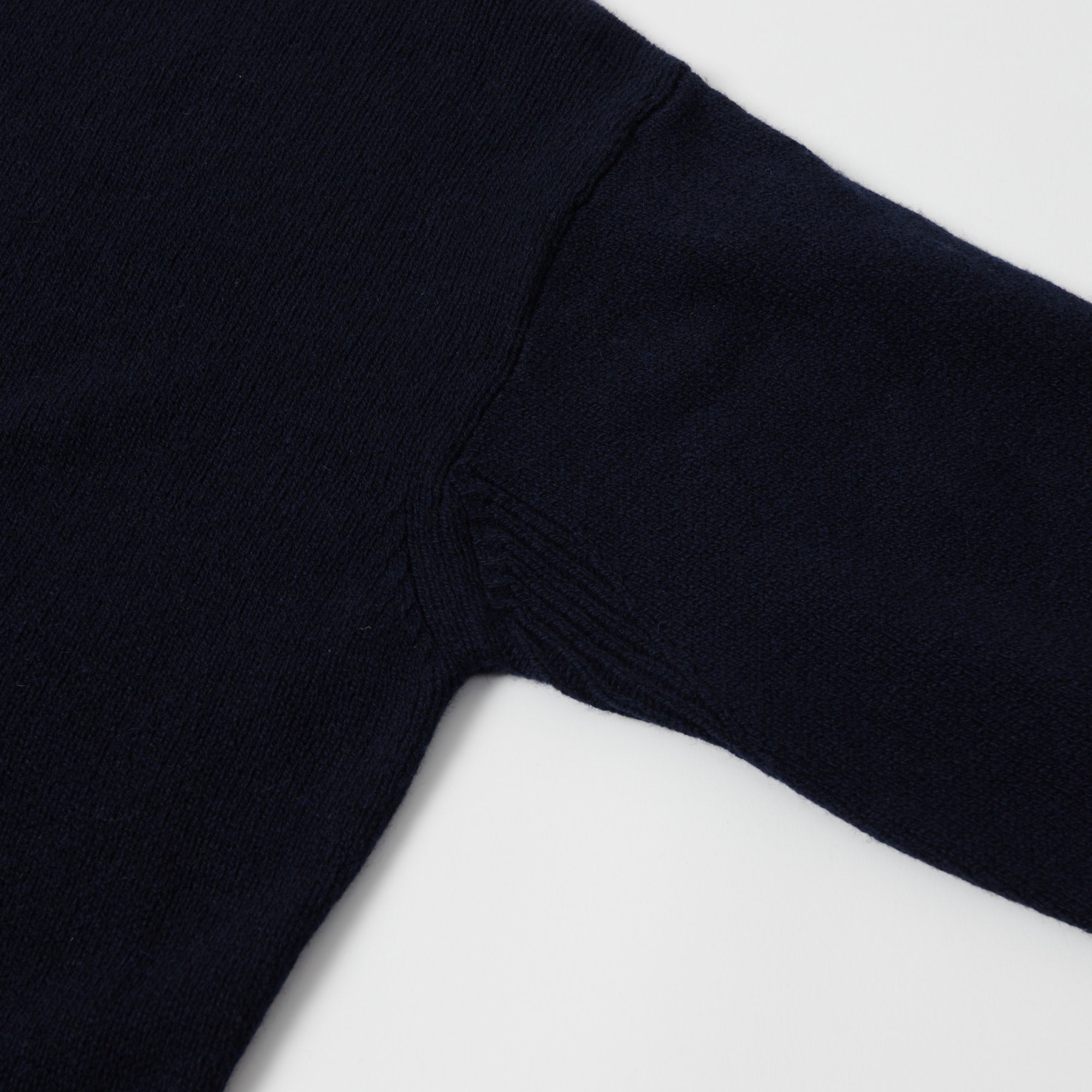 Merz b. Schwanen 'Good Basics' Recycled Cashmere Pullover - Dark Navy