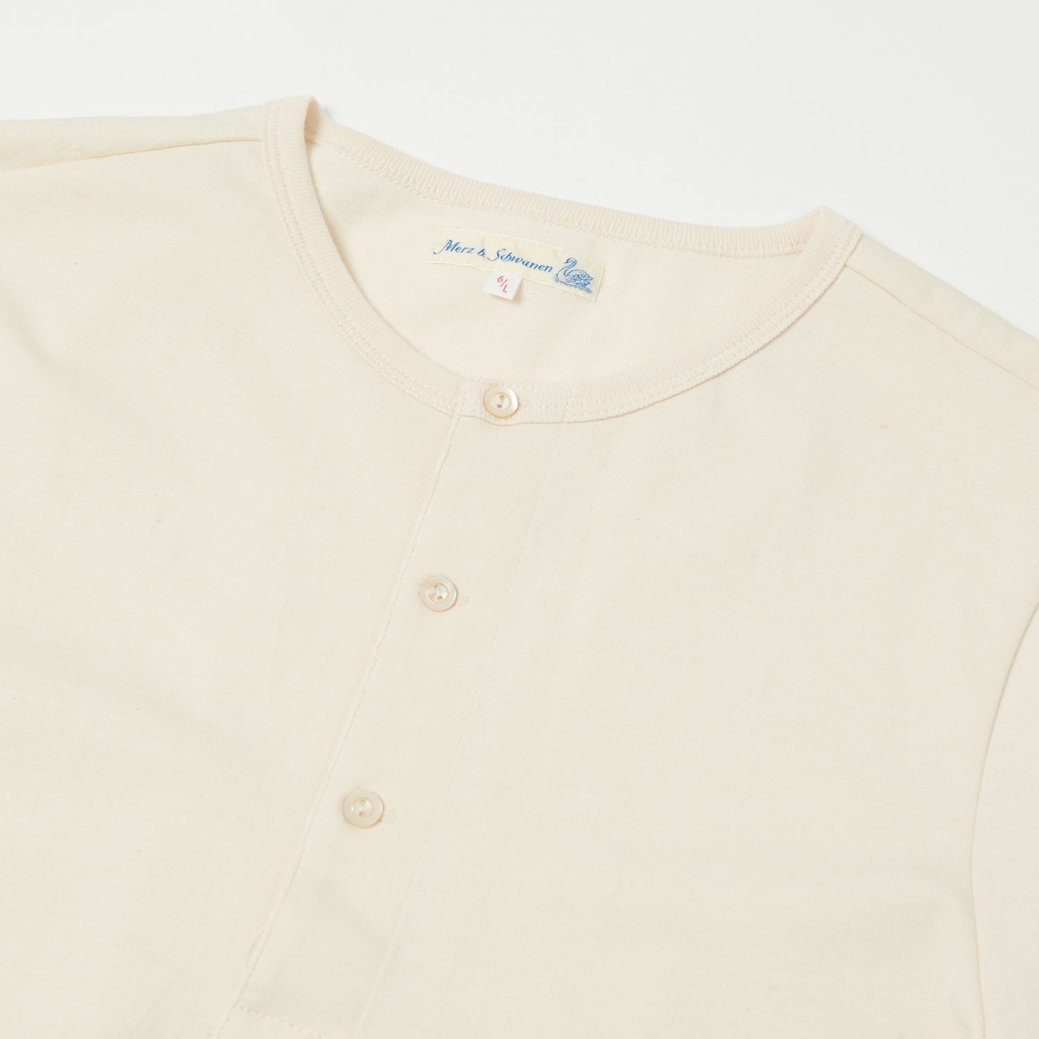 Merz b. Schwanen 206 Long Sleeve Henley - Nature