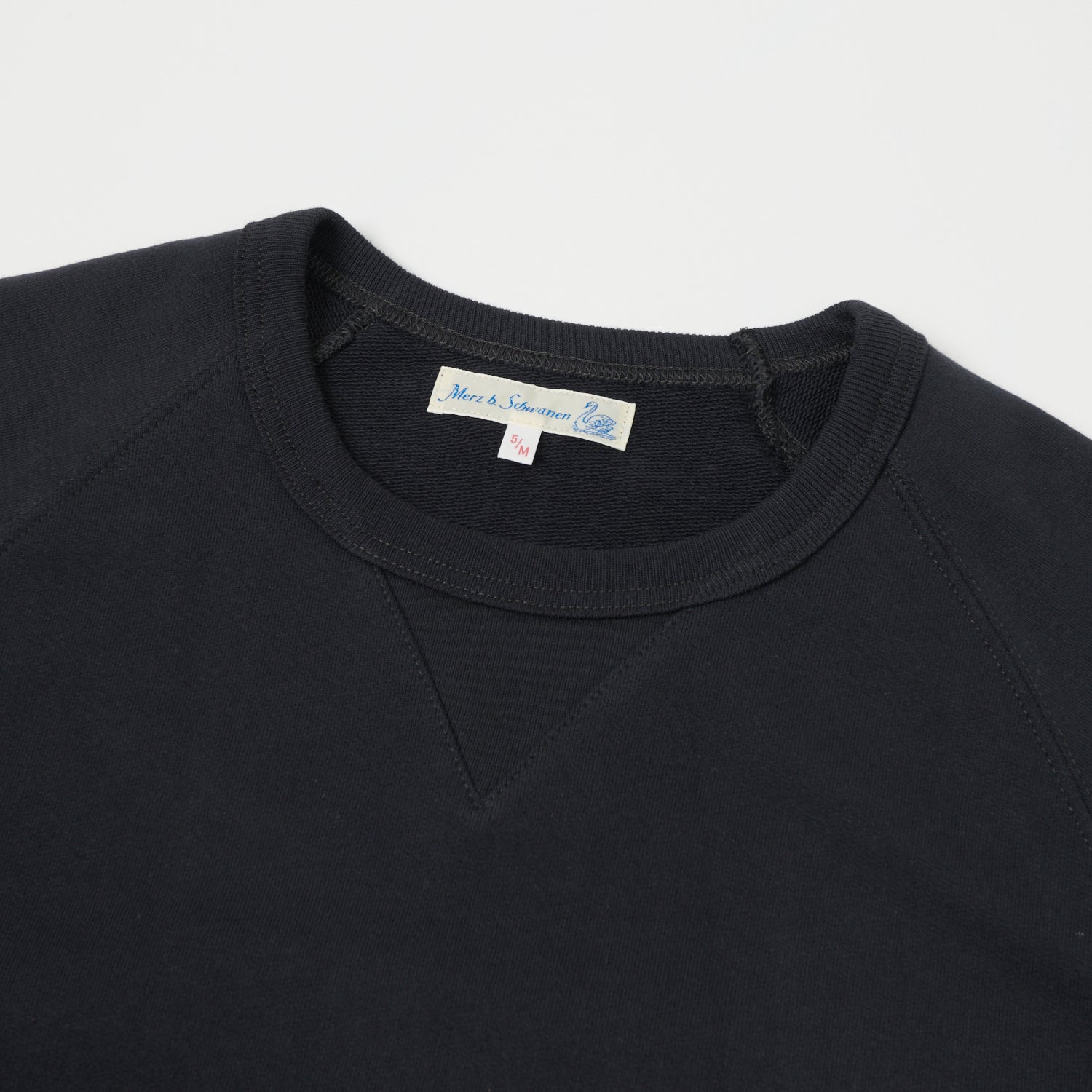 Merz b. Schwanen 349 Raglan Sleeve Sweatshirt - Charcoal