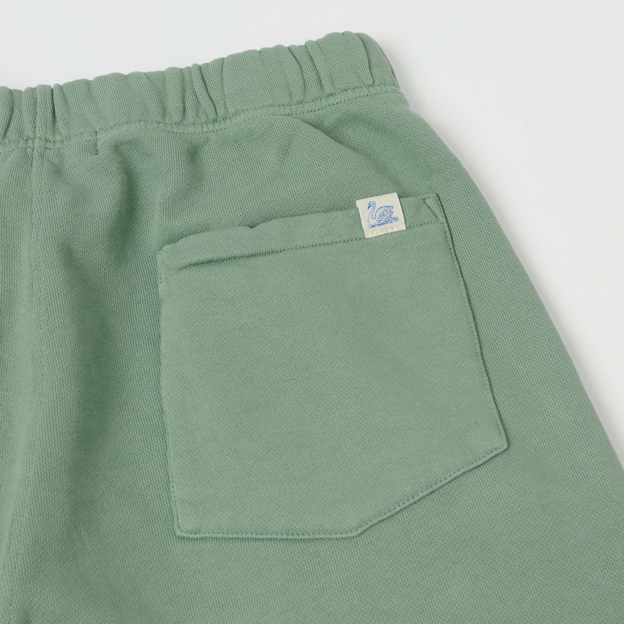 Merz b. Schwanen 'Good Basics' Relaxed Sweatshort - Light Army