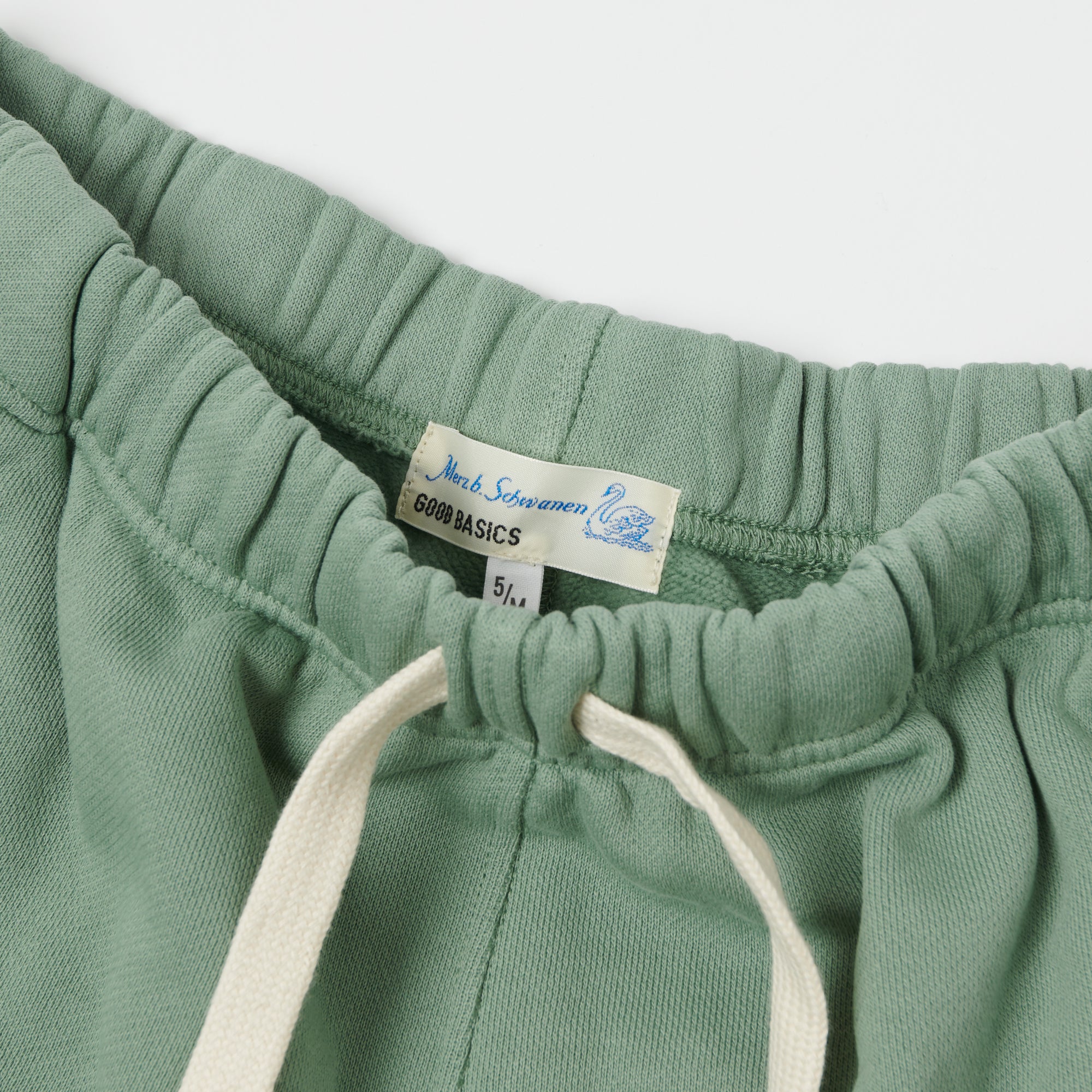 Merz b. Schwanen 'Good Basics' Relaxed Sweatshort - Light Army