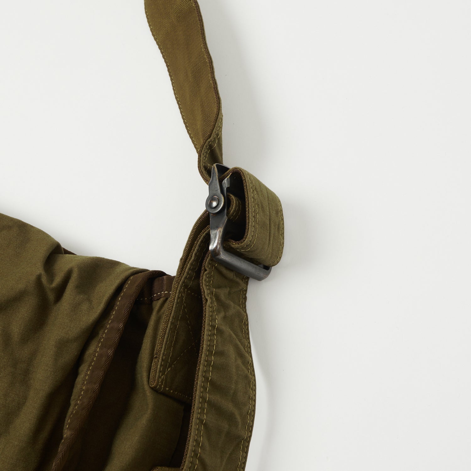 Porter-Yoshida & Co. Large Crag Messenger Bag - Coyote – SON OF A STAG