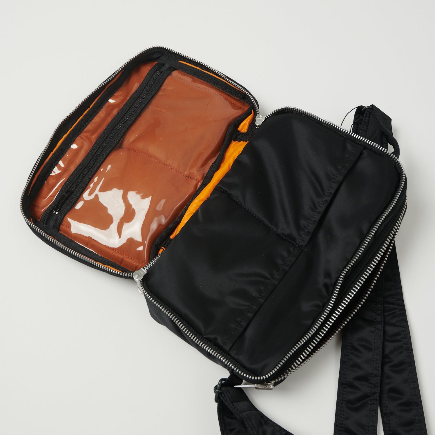 【人気】PORTER / TANKER SHOULDER BAG(S) ブラック Porter-Yoshida & Co. Small Tanker Shoulder Bag - Black – SON OF A STAG