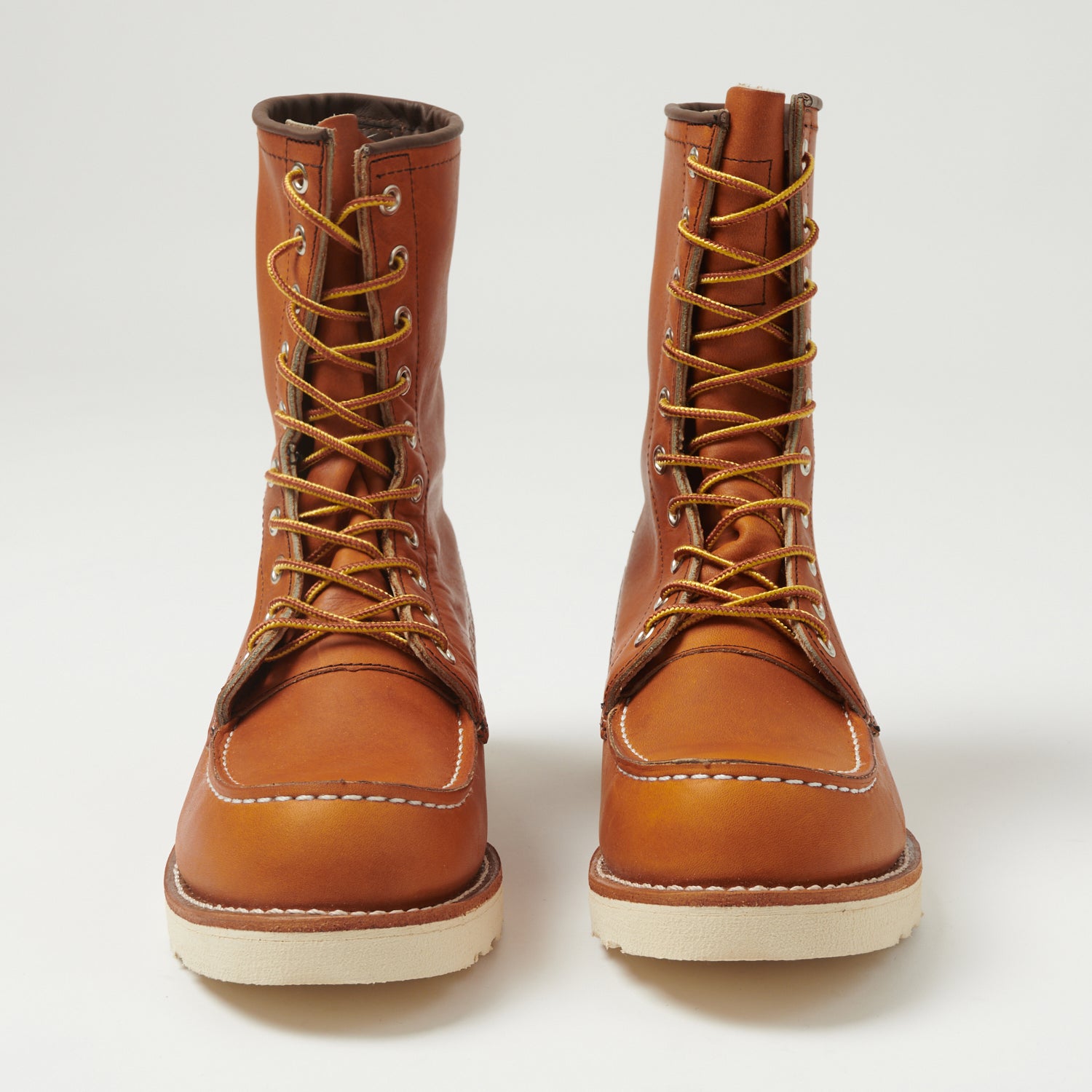 Red Wing 0877 Classic Moc Toe Boot - Oro Legacy