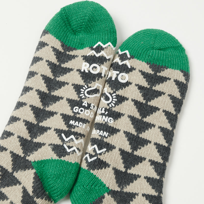 RoToTo Sankaku Comfy Room Sock - Charcoal/Green